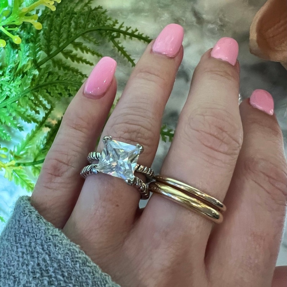 Designer Style Cable Simulated Diamond Ring Princess Cut Split Shank Band Ring